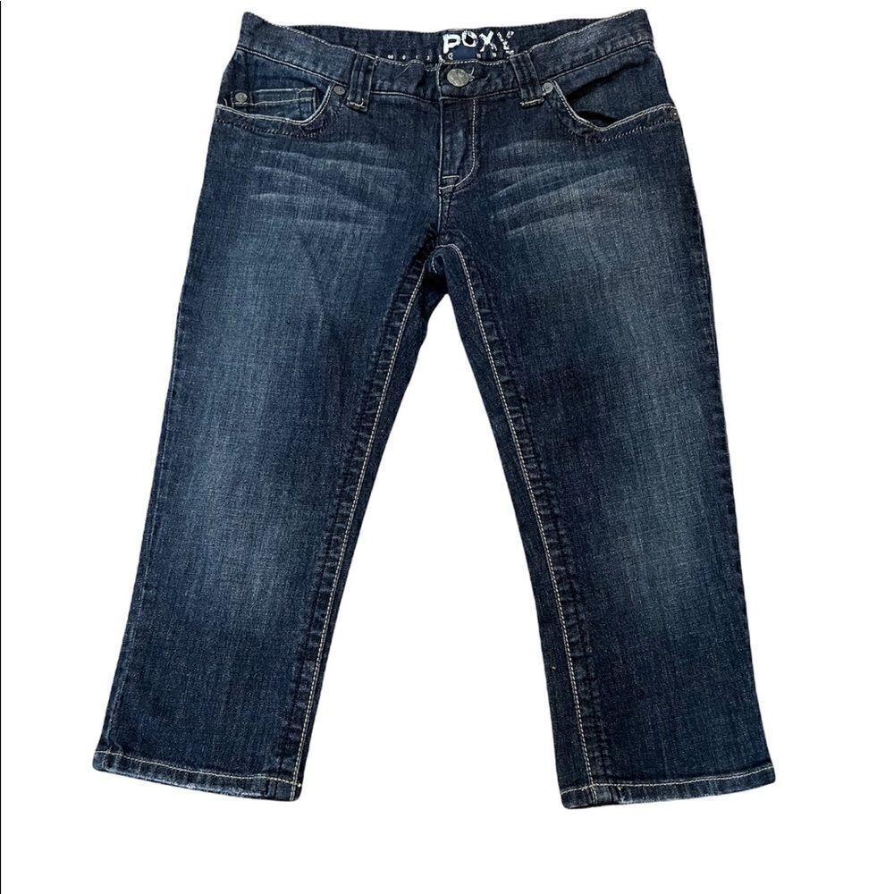 ROXY Cropped Capriย Stretch Dark WashโMid Rise Straight Leg Denim Jean 7